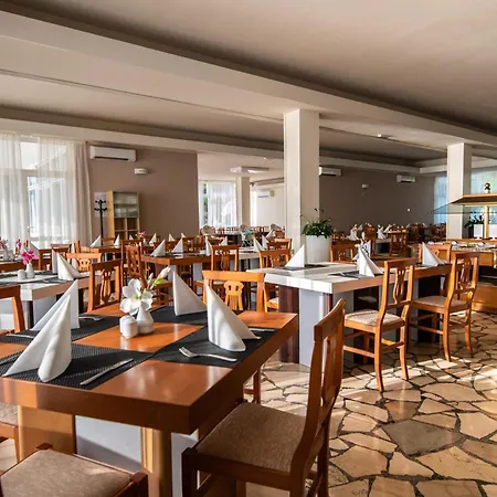 Курортний комплекс Horizont 2*