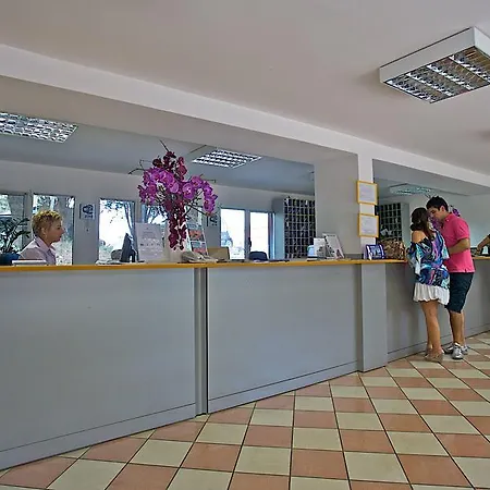 Курортний комплекс Horizont 2*