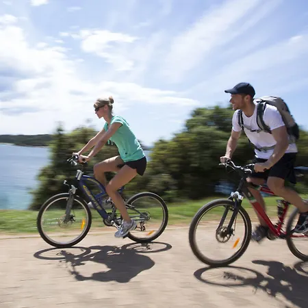 ホリゾント 2* プーラ