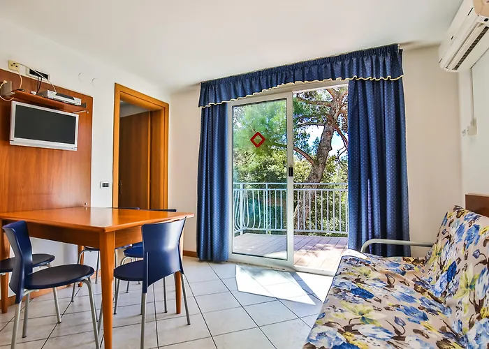 אתר נופש Horizont פולה